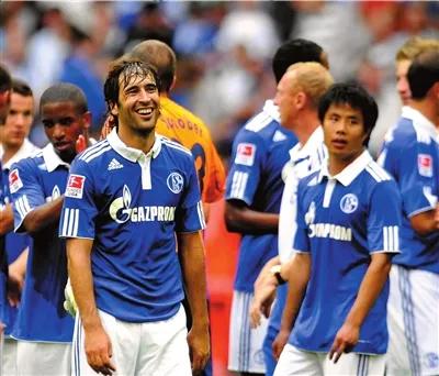 国足历史上最厉害的三个球员,国足最强的十大球员