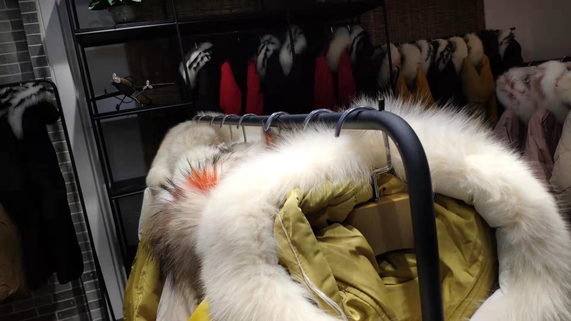 做服装年入100万,做服装尾货批发投资多少