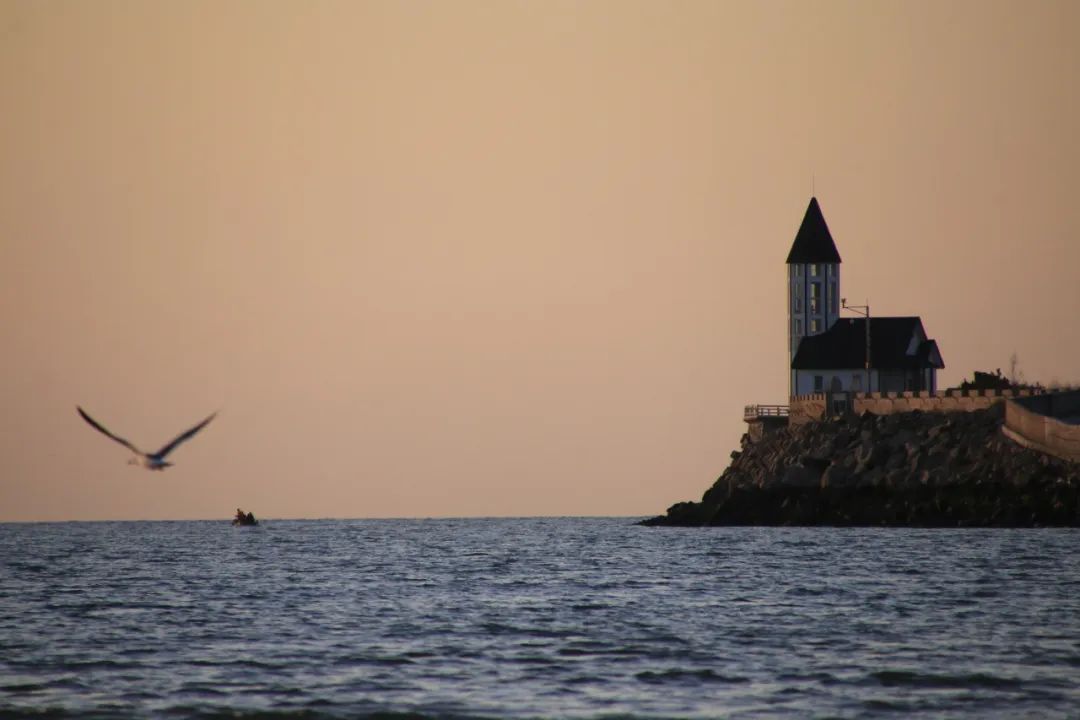 比三亚便宜的海边小城,比三亚便宜的海滨慢城