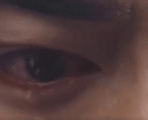 肖战花生没扔进嘴里还嚼了几下,肖战演技眼神魅惑