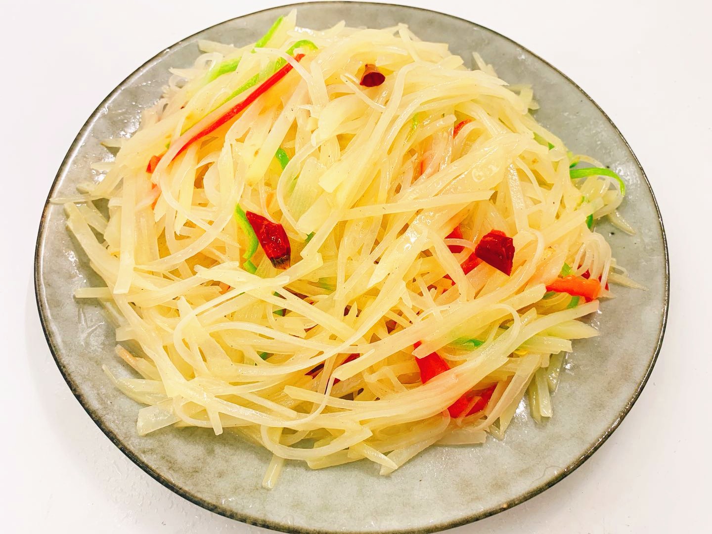 厨师长教你酸辣土豆丝的做法视频,酸辣土豆丝做法厨师长视频