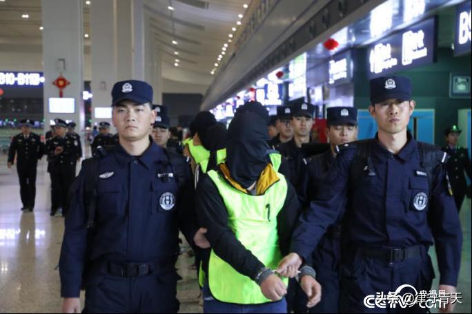 警方通报期货特大骗局,期货诈骗案告破