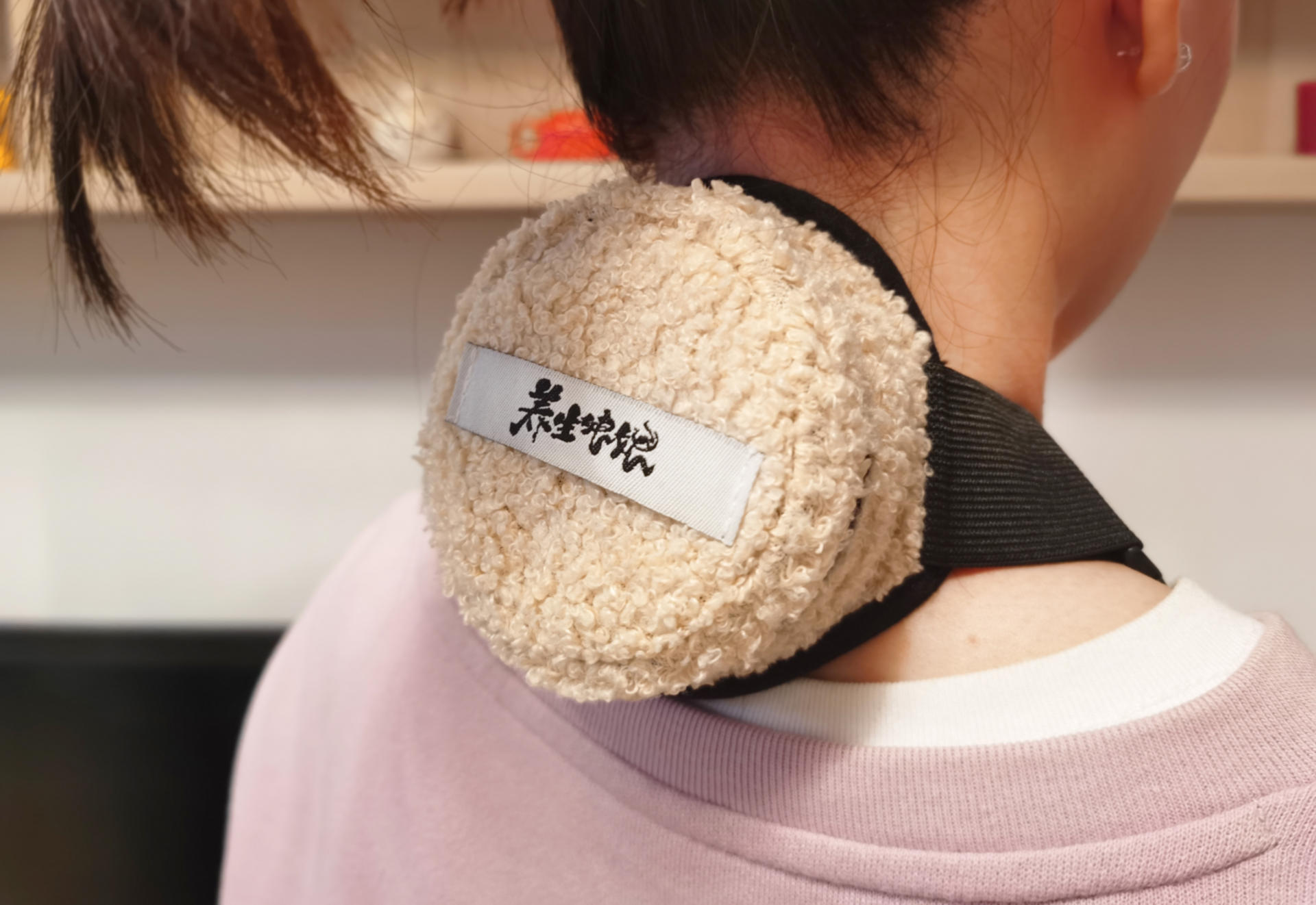 在家自己艾灸哪种艾灸盒好用,自己在家用艾灸盒艾灸的正确方法