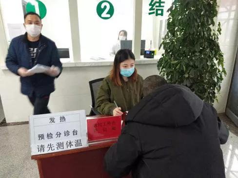 濮阳示范区文明办开展“寻找身边的雷锋随手拍”主题活动