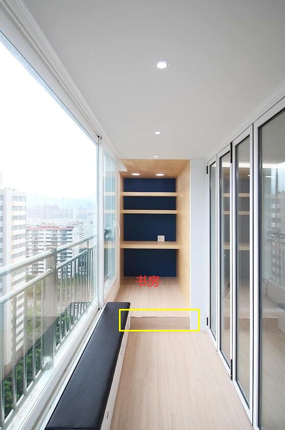 两个阳台连在一起户型,2个阳台2个露台