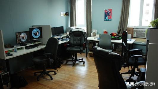 什么游戏搬砖最赚钱适合上班族,现在哪个游戏搬砖比较容易赚钱