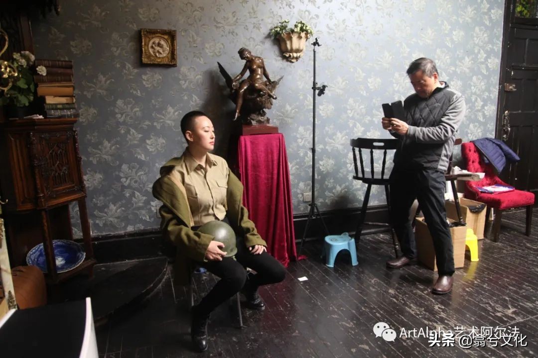 这些大咖艺术家都画过她，来了解当艺术家模特是一种什么样的体验