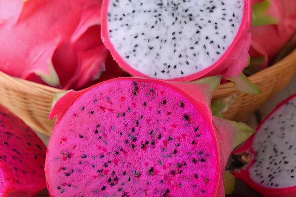 买火龙果黄心,买火龙果是买红色的还是白色的