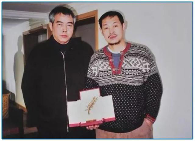 背叛大哥的日子：拍片不为艺谋，电影再无凯歌