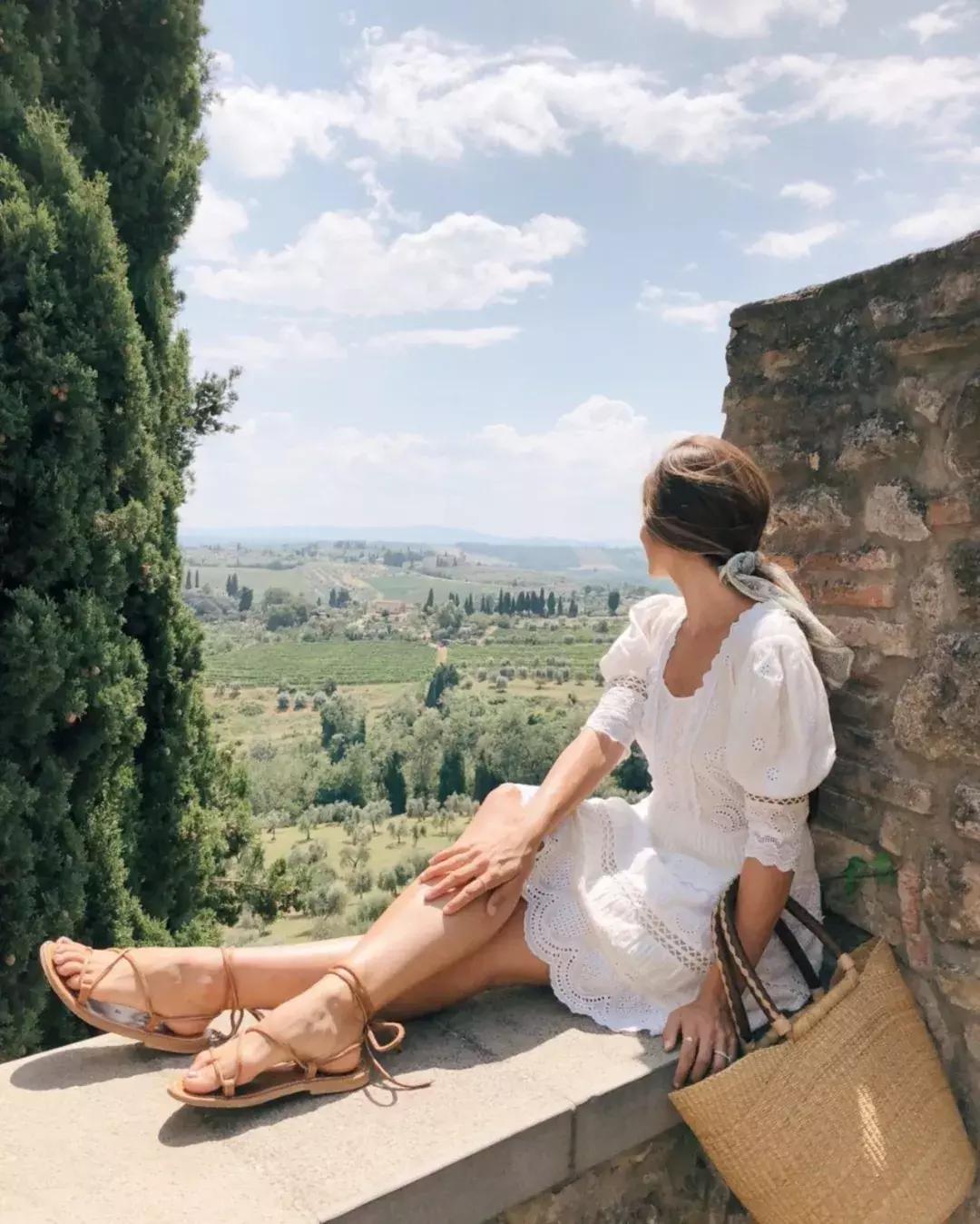 每次穿衣服的时候都觉得难受,瘦了之后穿衣服的感觉真的很舒服