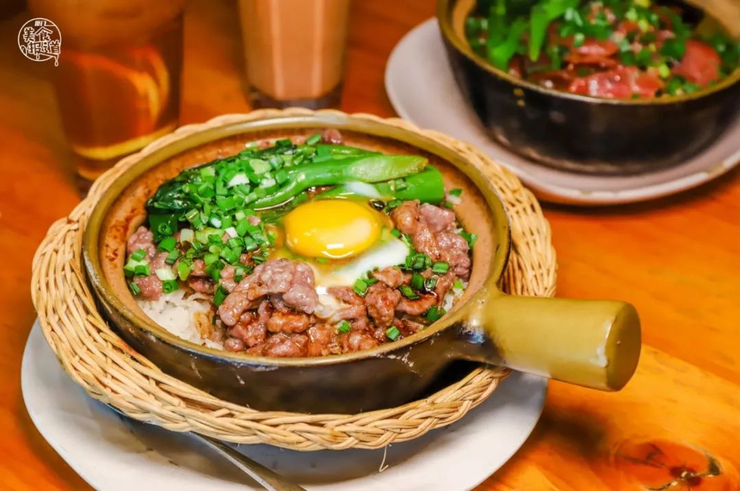 明发商业广场锅巴香煲仔饭,明发商业广场煲仔饭