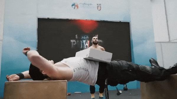 俄罗斯大汉pk东北大汉,俄罗斯大汉