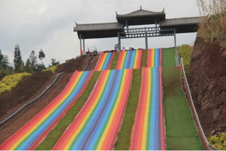 克依黑景区彩虹滑道,克依黑景区玻璃栈道
