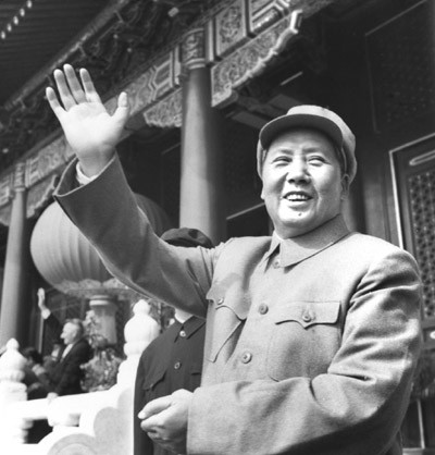 1965年胡志明秘密访华，说出此行3个目的，毛主席：我不同意第2个