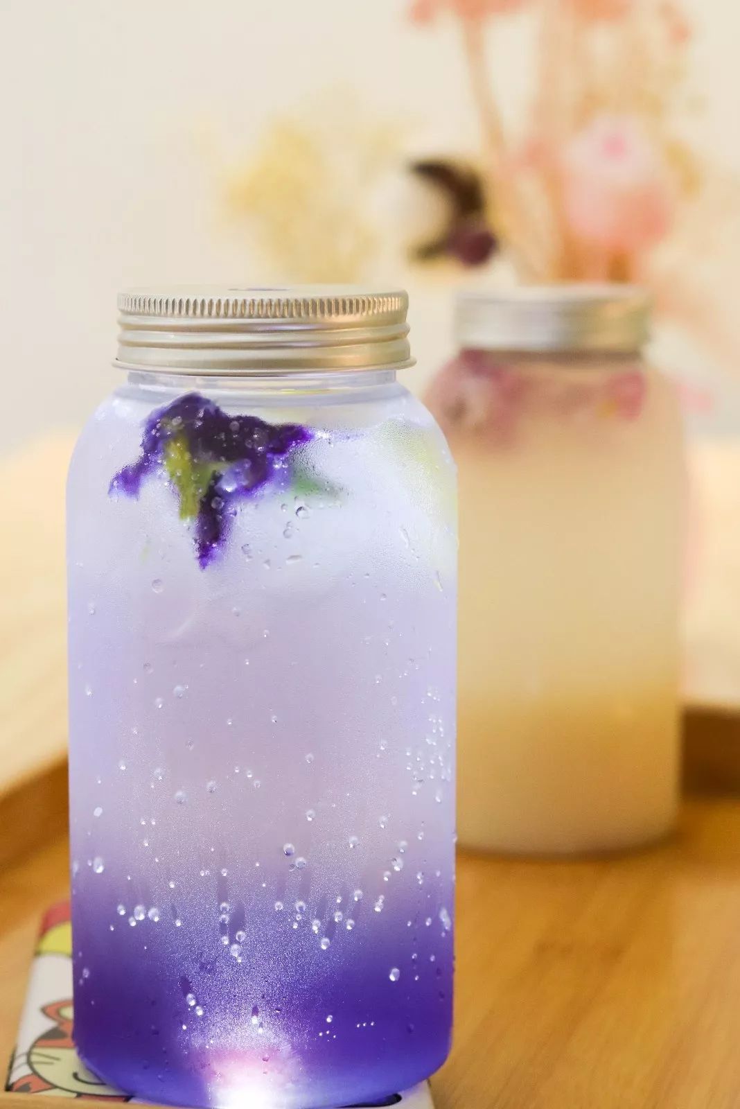 圆每个妹剂C的公主梦，这家店现在婚纱免费试，饮品+蛋糕请你食