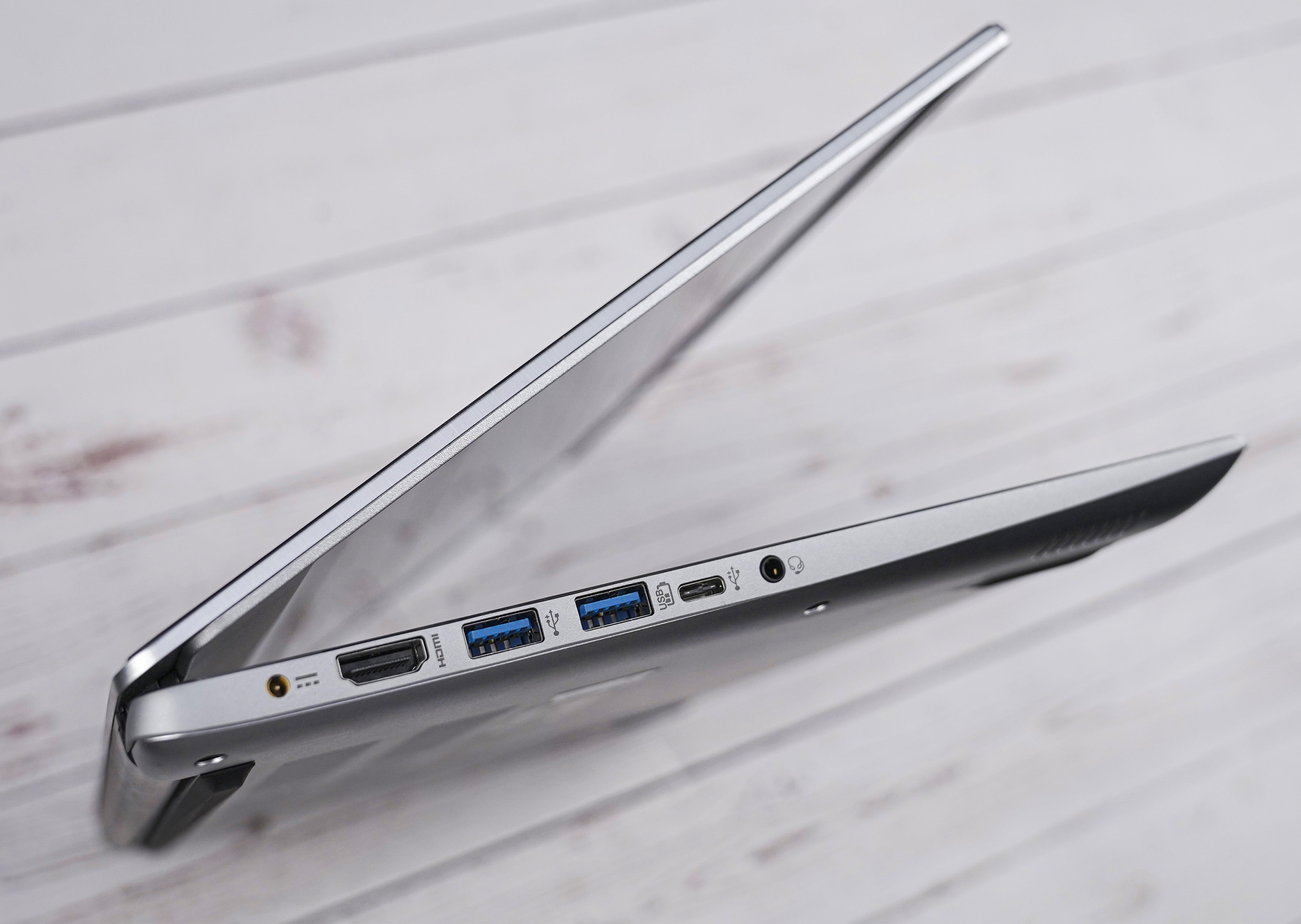 宏碁墨舞ex214,宏碁墨舞ex214搭载11代i3评测