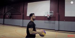 新手篮球投篮时怎么抓球,篮球新手怎么投篮命中率高