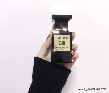 巴宝莉风格女士香水50毫升新款,适合学生党的巴宝莉香水