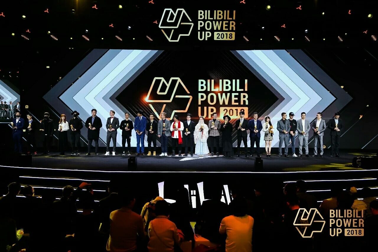 「饭聊」8亿买个血亏？深度解析B站购买S赛独播权，睿总赚大了