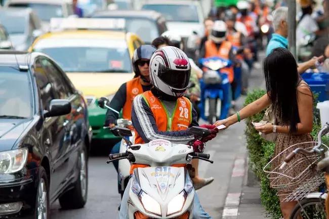 曼谷摩托出租车司机,曼谷摩托车司机视频