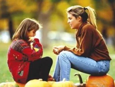 青春期孩子自卑怎么调理,孩子自卑父母怎样帮助建立自信心