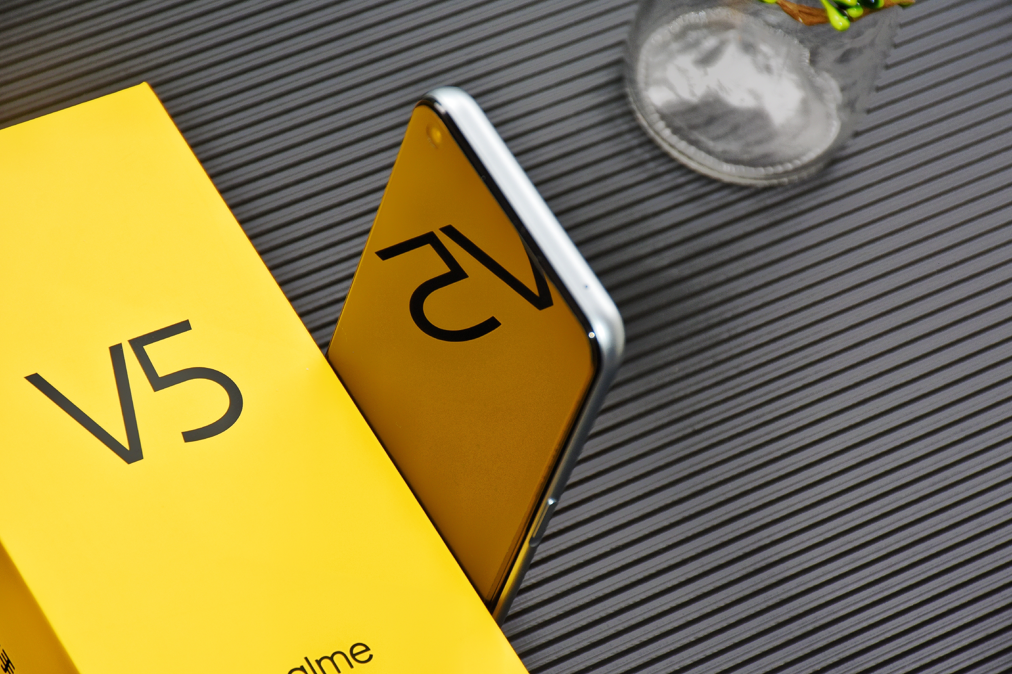 真我v55g,真我v5对比v15