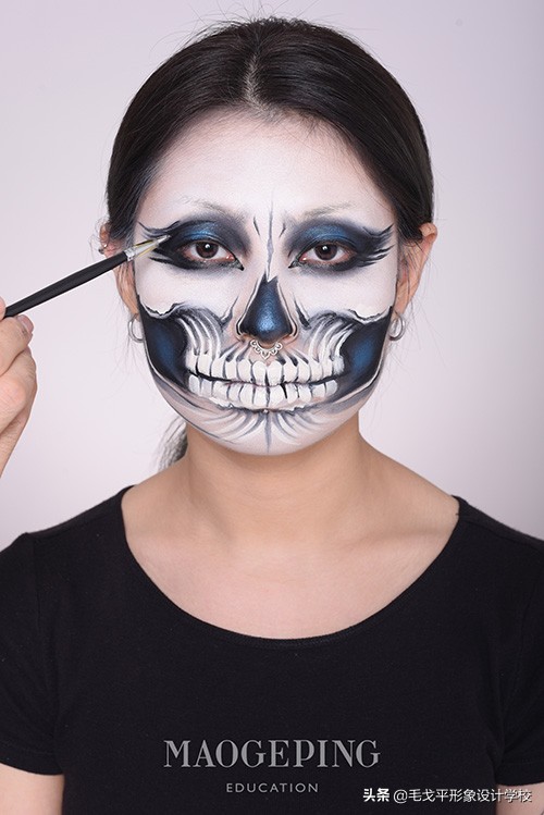 骷髅妆化妆技巧,骷髅妆个性化妆教程