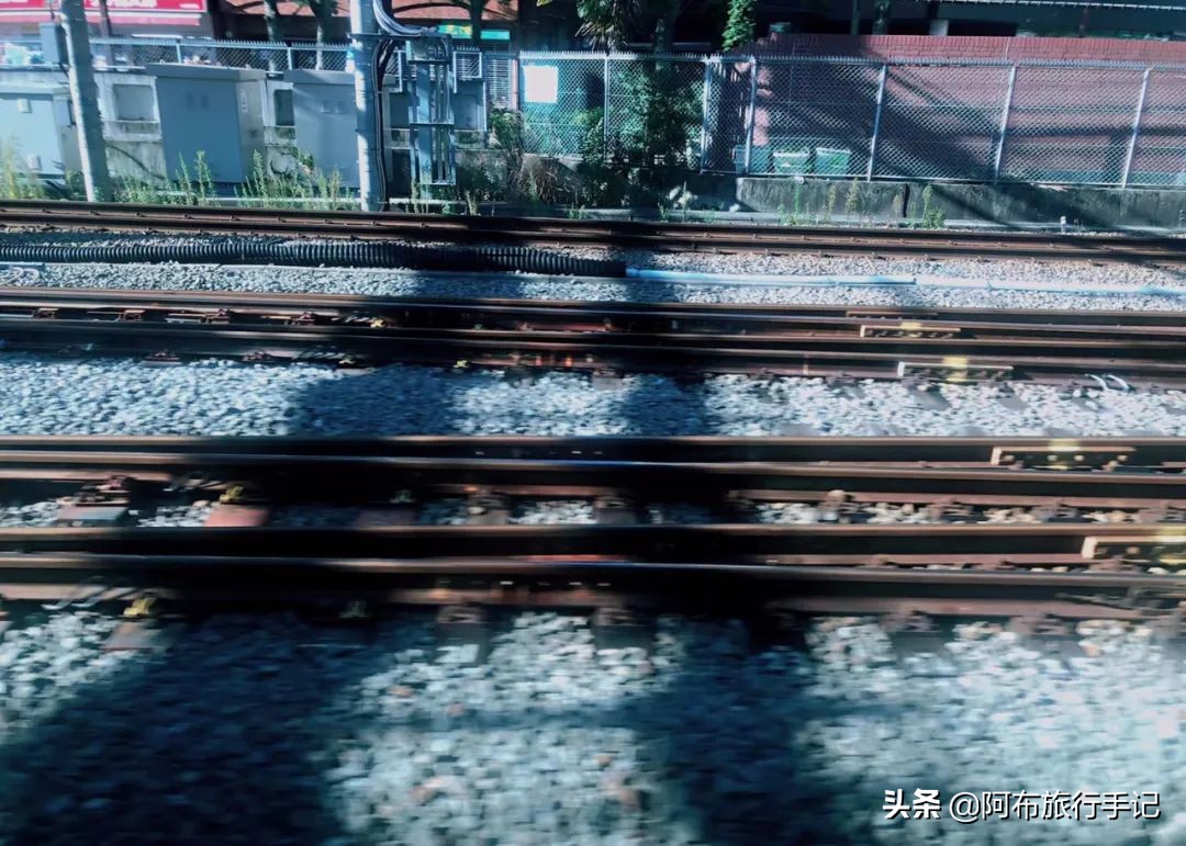 解谜东京都内交通：从下飞机开始，游客就得小心坐错车了