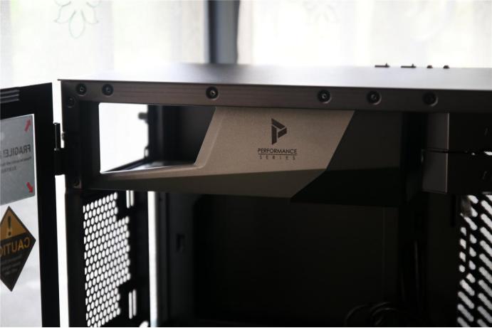 水冷+850W金牌电源组仅需几千元，流畅吃鸡没问题，买就完事儿了