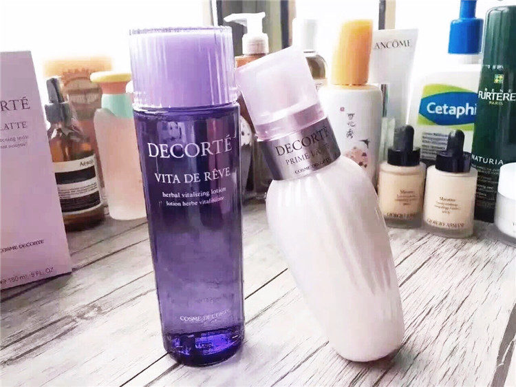 日系水乳去黄吗,肤色暗沉水乳真实测评