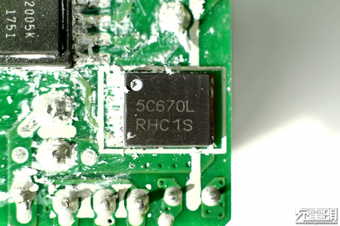 oppo闪充线拆解,oppo闪充65w充电器