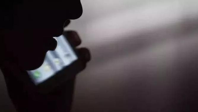 网恋3年被骗26万男友竟是男儿身,网恋7年未见一面被骗40万