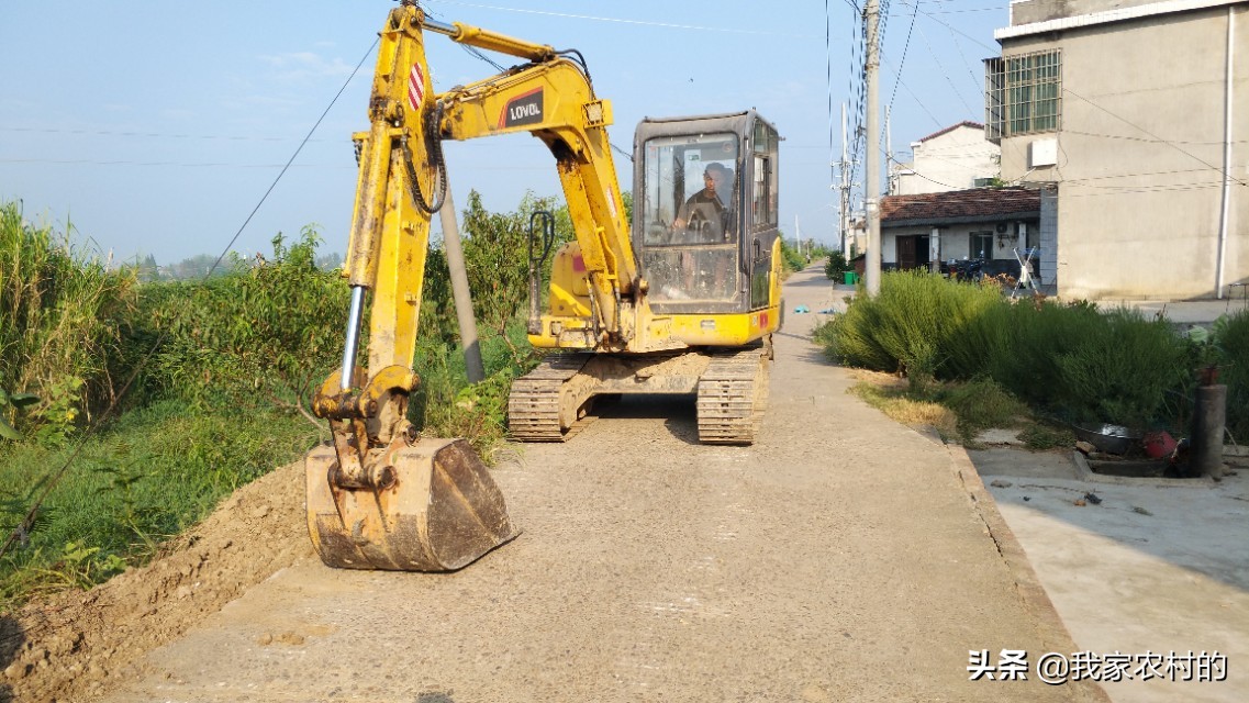 农村道路硬化怎么最省钱,道路硬化一般用什么混凝土
