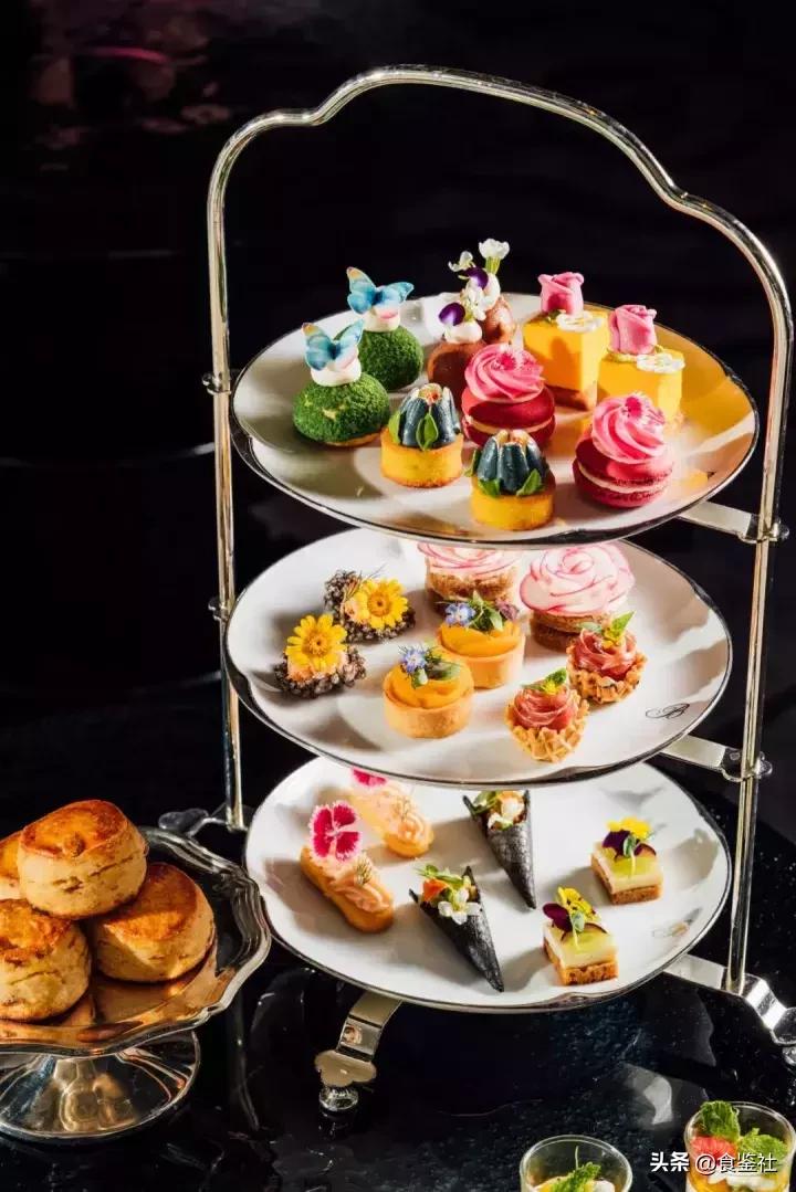 走走带你去看沿途的风景,深藏于魔都高端酒店里的下午茶