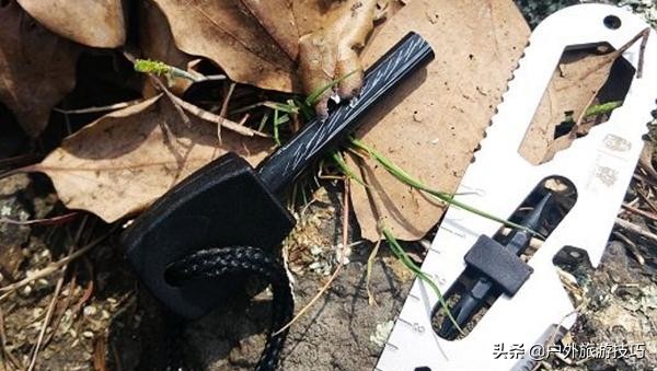 荒野求生手册：怎么制作一个户外求生宝盒edc，具体用法讲解