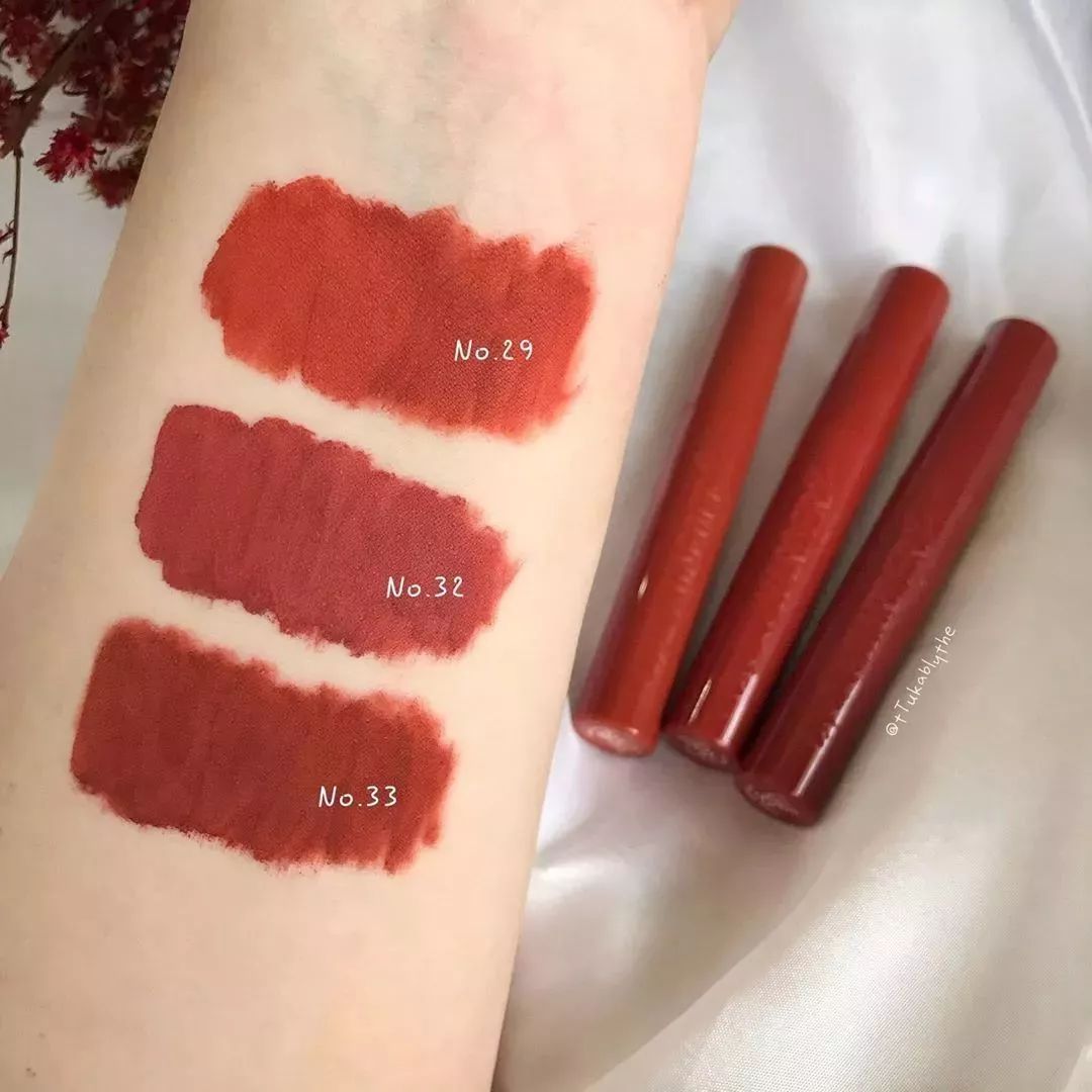 泰国购物必买眼影推荐哪款,泰国必买品牌饰品