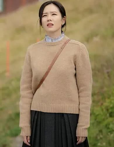 追了《爱的迫降》这么久,我终于看到一只想买的包了