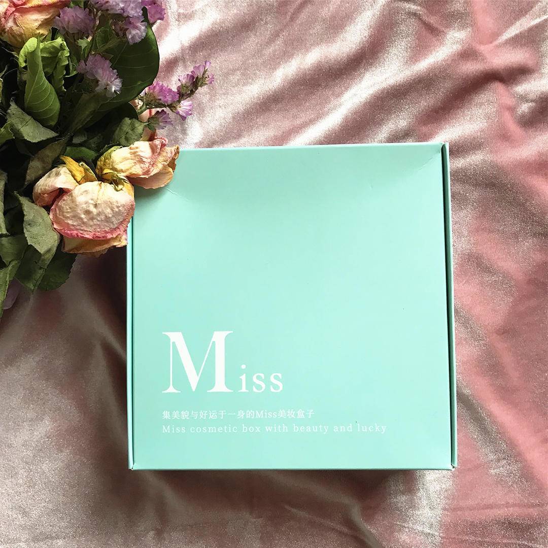 美妆礼盒实用,美妆盒子都有什么