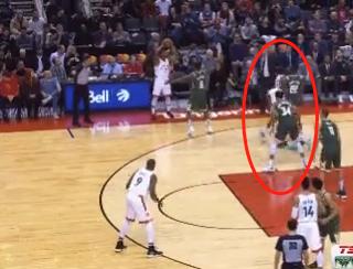 猛龙队底线球战术,纳斯最新战术