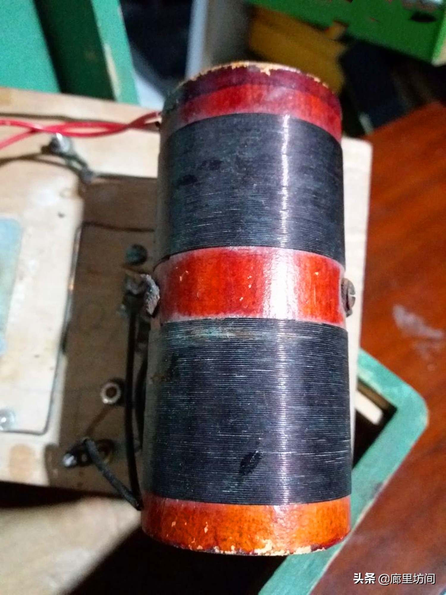 60年代收音机老物件,80年代老物件在墙上挂着的收音机