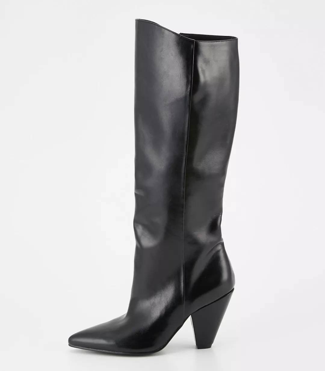 SLY、moussy、RCS等品牌杂志揭载:三吉彩花“东京都市物语”