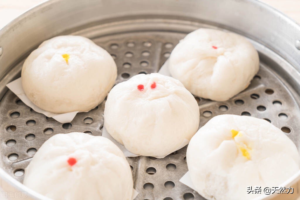 发面包子蒸熟了冷冻还是生的冷冻,包包子生坯冷冻好还是蒸熟冷冻好
