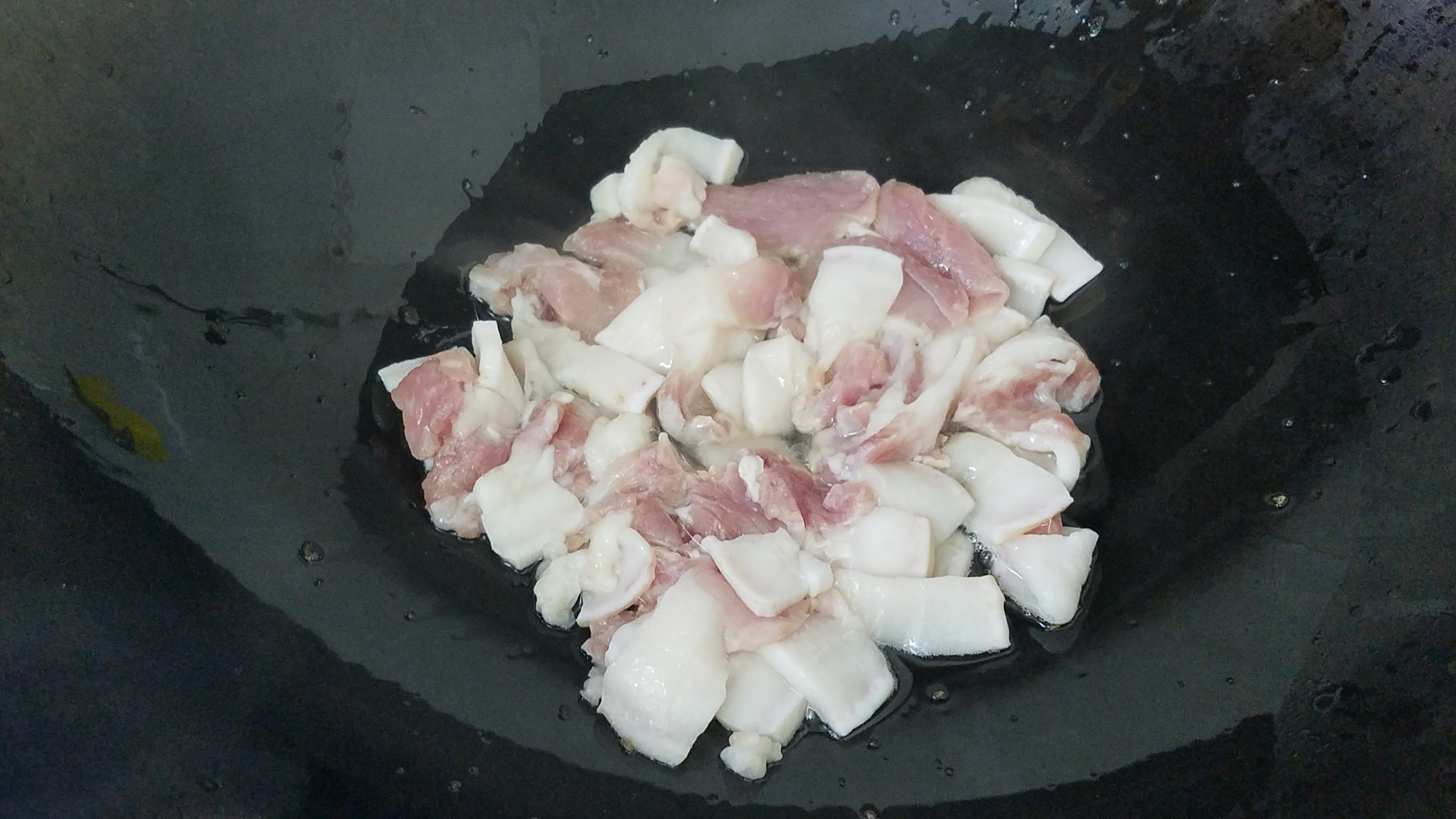 怎么炖鱼豆腐好吃又简单家常做法,江苏连云港豆腐炖鱼的家常做法