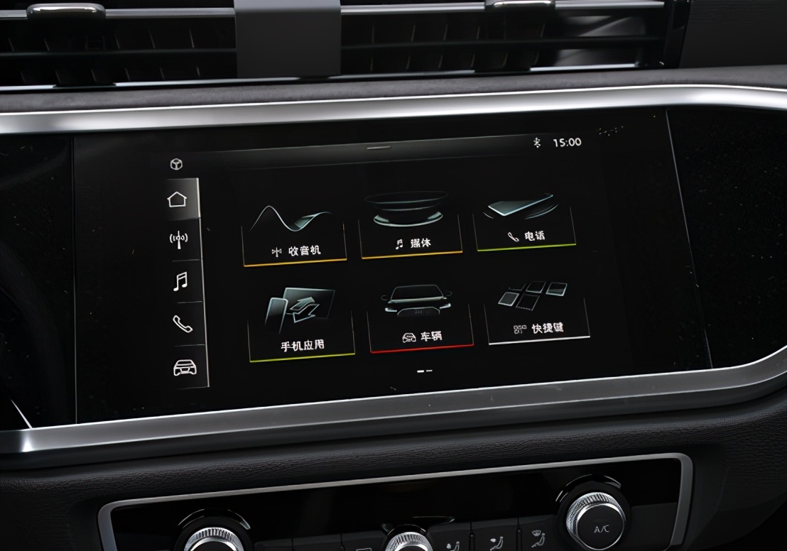 奥迪q32020款sportback40tfsi,奥迪Q3suv小型