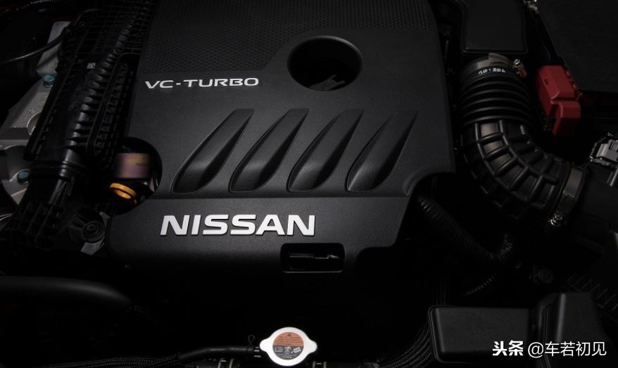 2024款全新天籁谍照,全新天籁对比全新亚洲龙