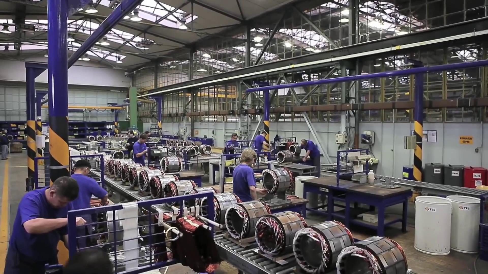 伺服电机对设备的重要性,伺服控制机器人的作用