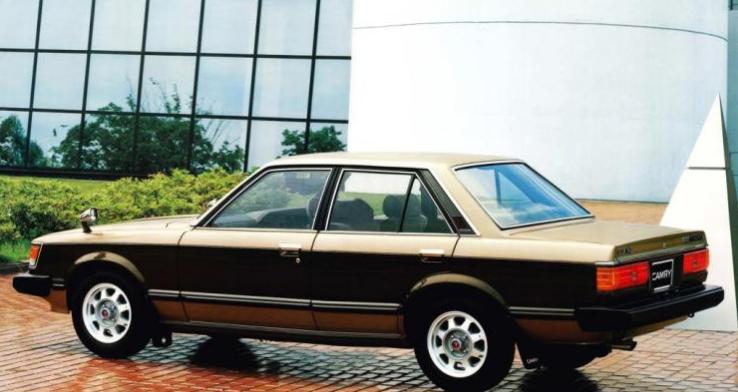 丰田凯美瑞最老款,丰田凯美瑞经典当中的经典