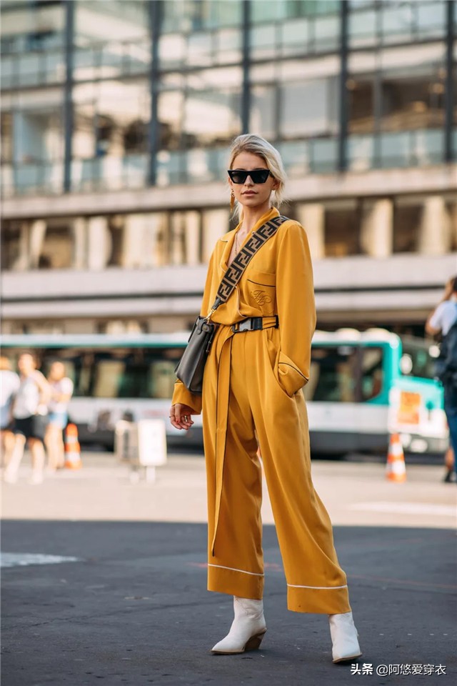 靴子怎么避免弯,秋冬长靴子怎么选择搭配