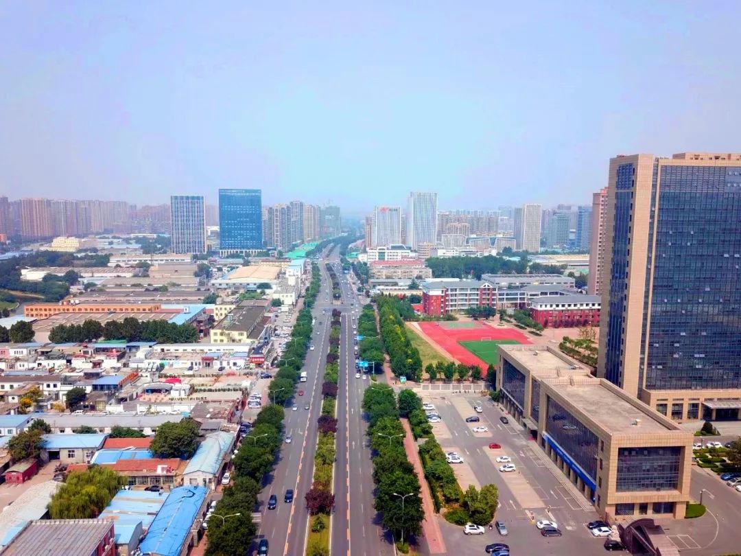 济南奥体中心中轴线,二环东路与二环南路