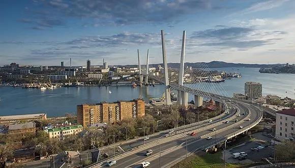 海参崴百万平方公里,俄罗斯海参崴有几个城市